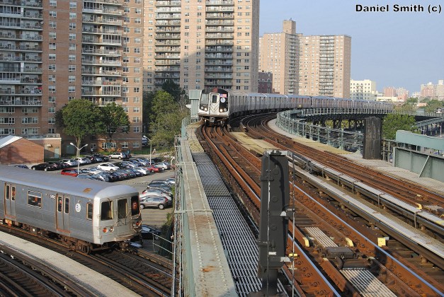 R46 F Train/R160 Q Train - West 8th Street