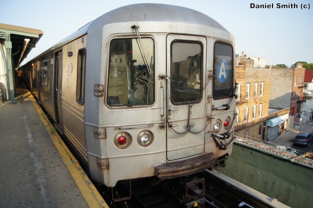 R46 A Train - Lefferts Blvd