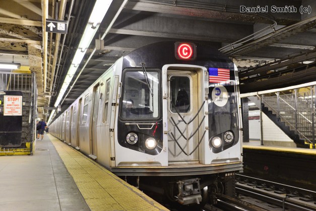 R160 C Train At 168th Street