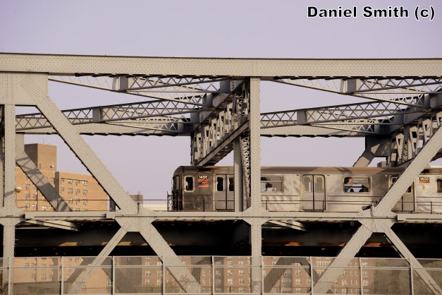 R62 1 Train On The Broadway Bridge