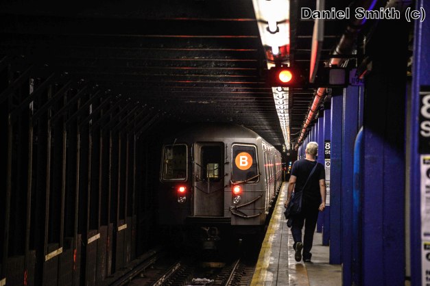 R68A B Train Leaves 86th Street