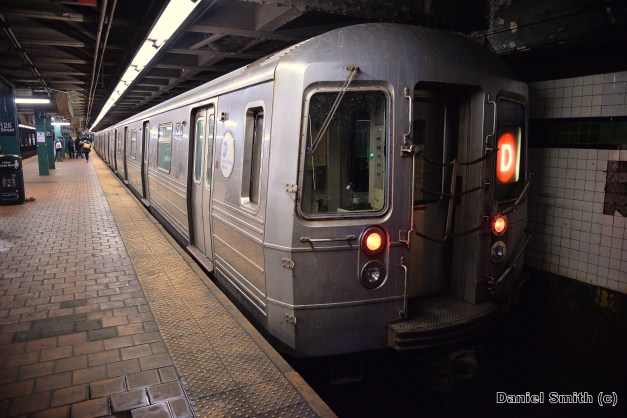 R68 (D) Train - West 125th Street