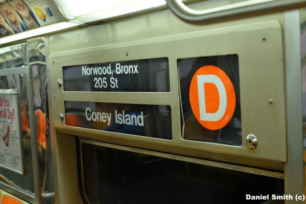 Westinghouse R68 (D) Train Rollsign