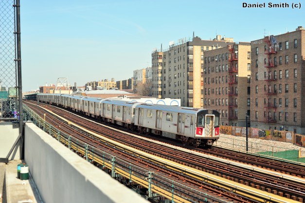 R142 4 Train Traveling Through River Avenue