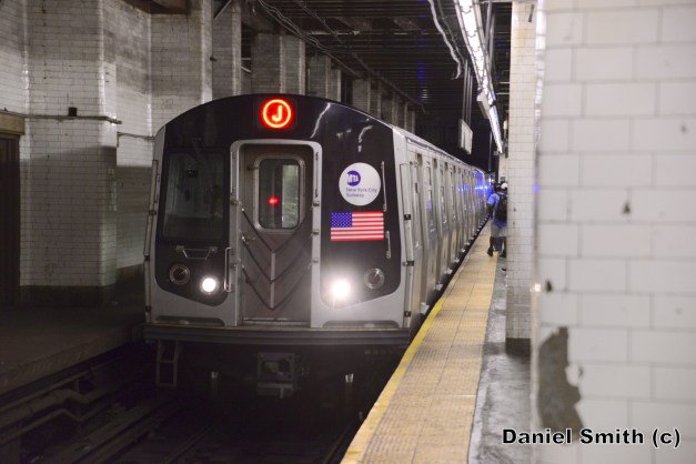 R143 J Train At Chambers Street