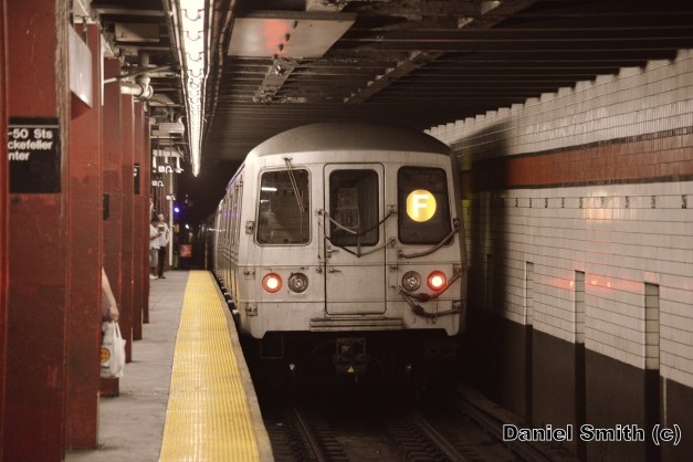 R46 F Train At 47-50th Street